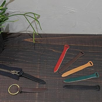 レザー製ジッパー2本付き レザー製ジッパー2本付き